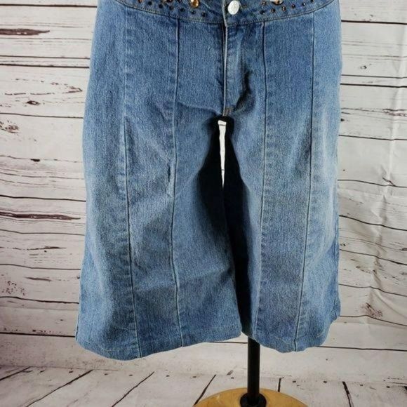 Zoey Beth jeweled wide‎ leg capris bermuda denim jean size 5 shorts - Picture 2 of 8